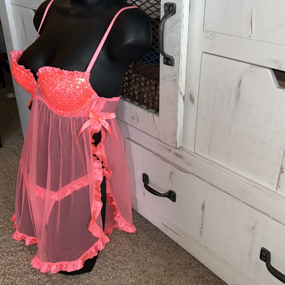 Victoria’s Secret Lingerie NWOT - Picture 4 of 8